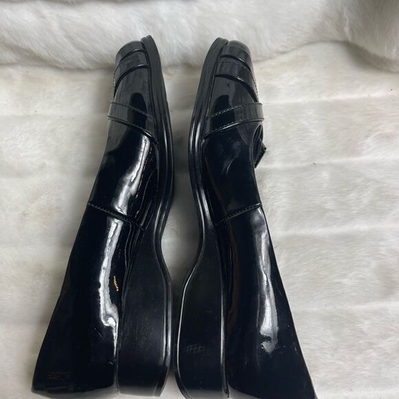 Naturalizer black patent faux leather slip on wedge shoes size 11 gently used. - Picture 5 of 10